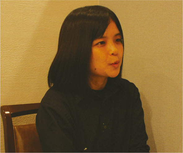 レストランマネージャーの吉冨さん